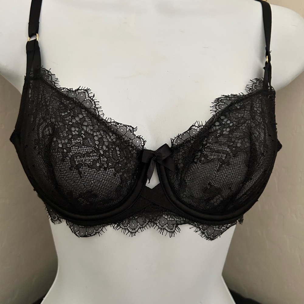 Elegant Black Lace Bra
